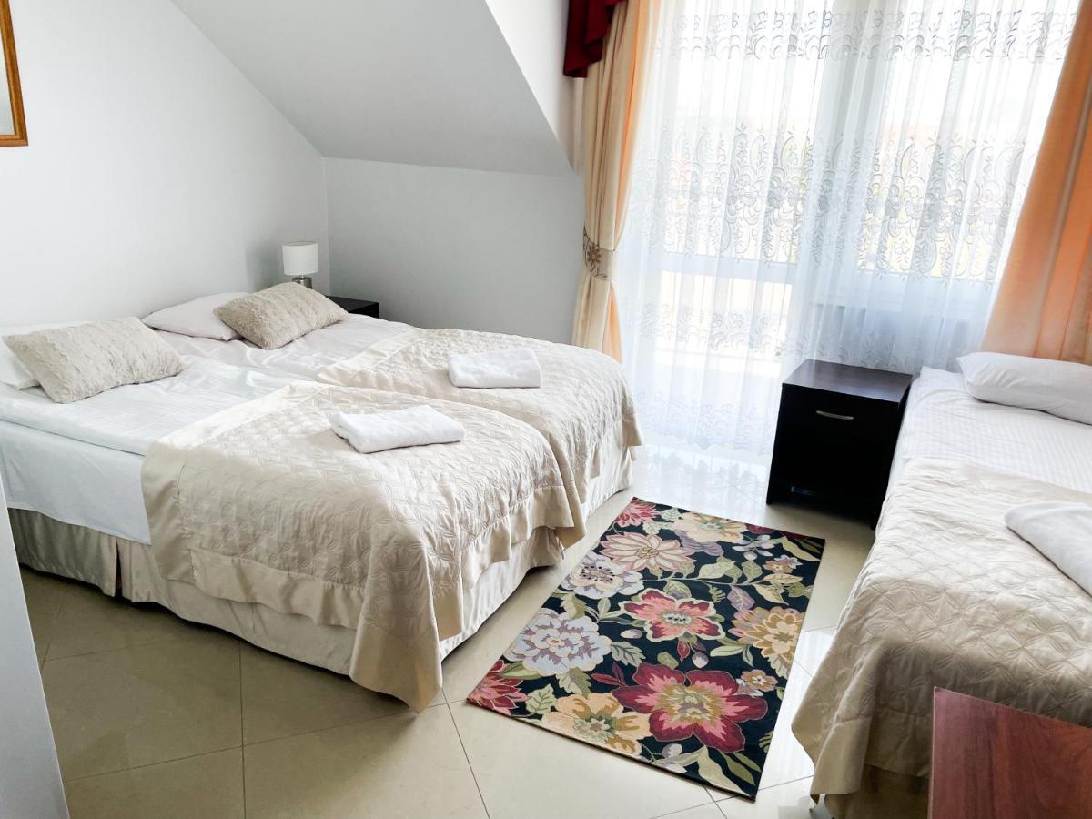 Osrodek Wczasowy Rewa Hotel ภายนอก รูปภาพ